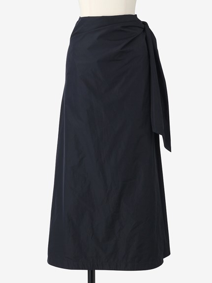 ストラスブルゴのマイクロタフタマキシスカート SKIRTS / スカート