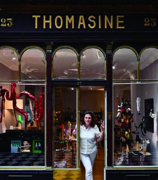 THOMASINE (トマシン)